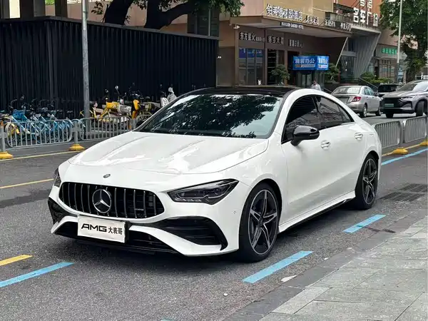 Mercedes-Benz CLA AMG 2024