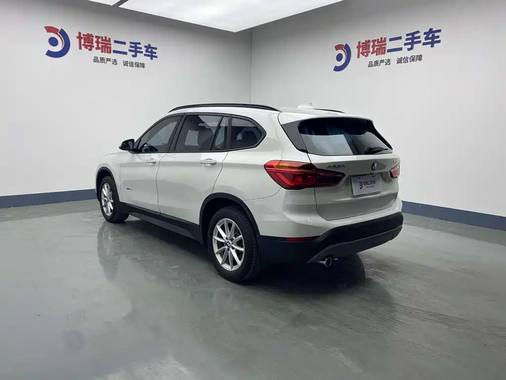 BMW X1 2017 — фото 5