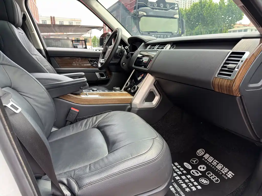 Land Rover Range Rover 2018 — фото 15