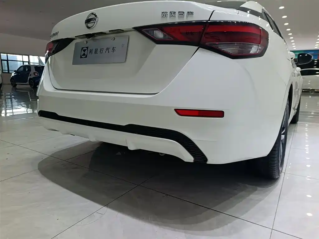 Nissan Sylphy 2021 — фото 13