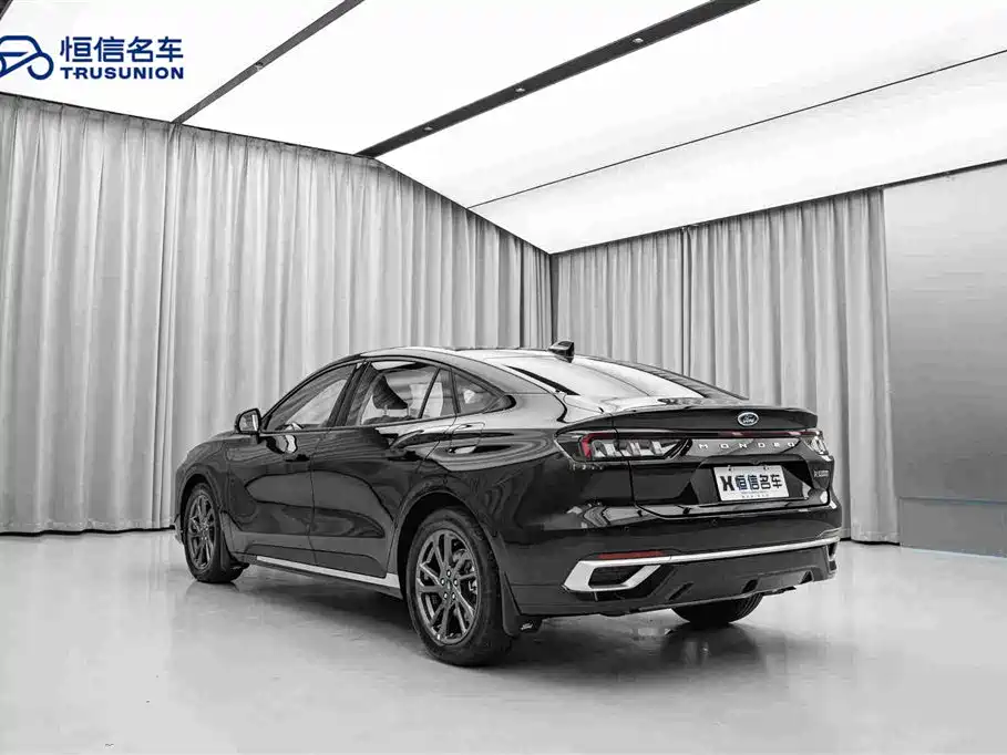 Ford Mondeo 2025 — фото 7