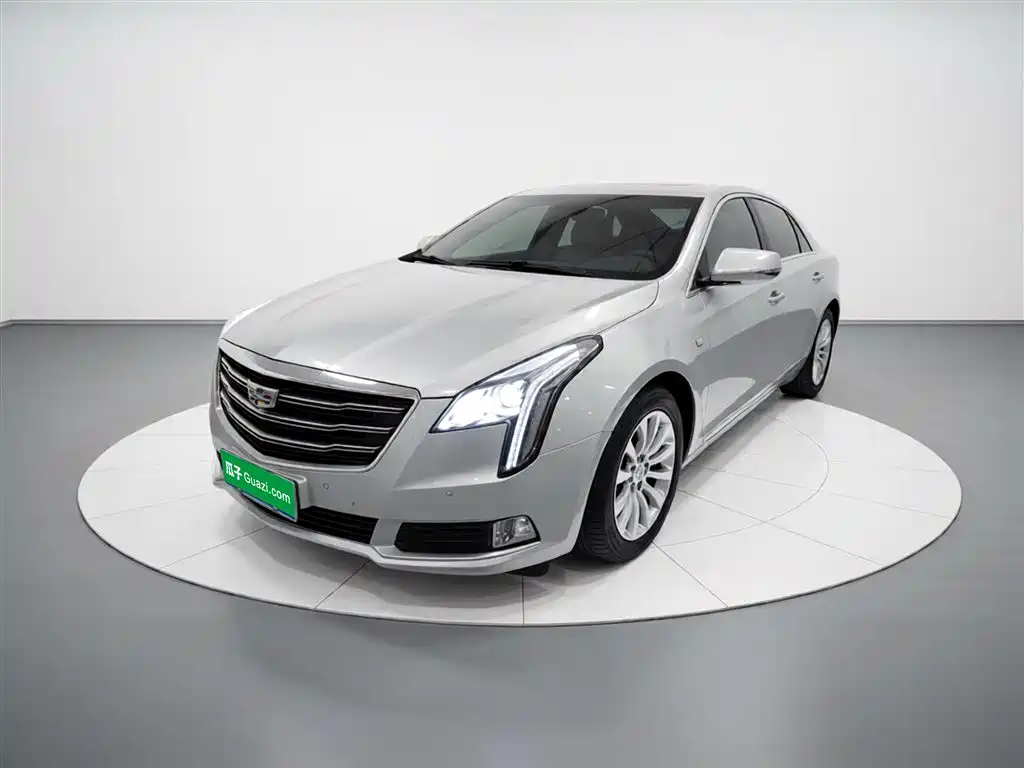 Cadillac XTS 2019 — фото 1