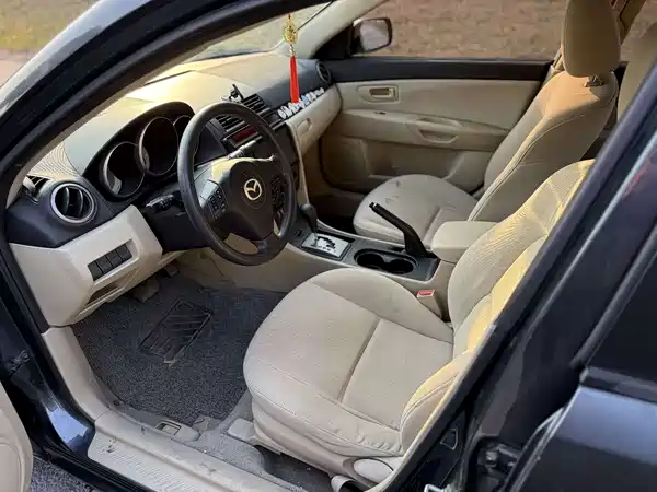 Mazda 3 2010