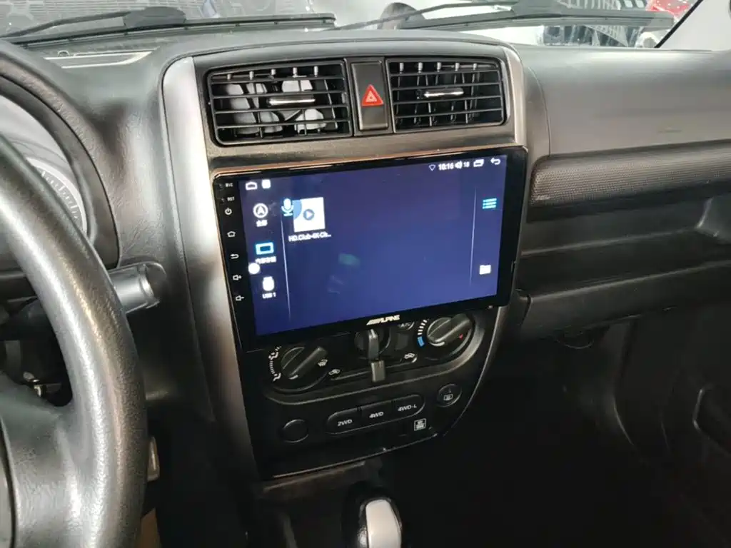 Suzuki Jimny 2018 — фото 13