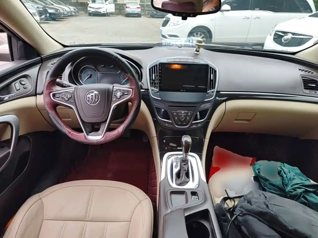 Buick Regal 2015 — фото 10