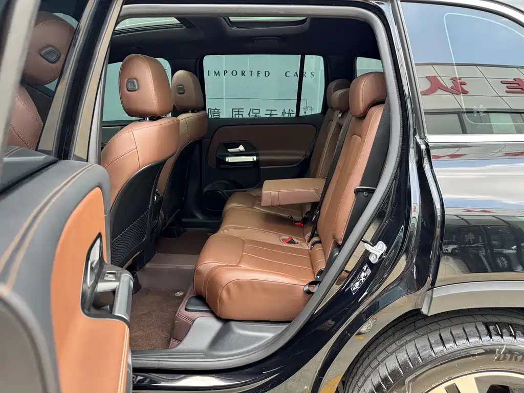 Mercedes-Benz GLB 2023