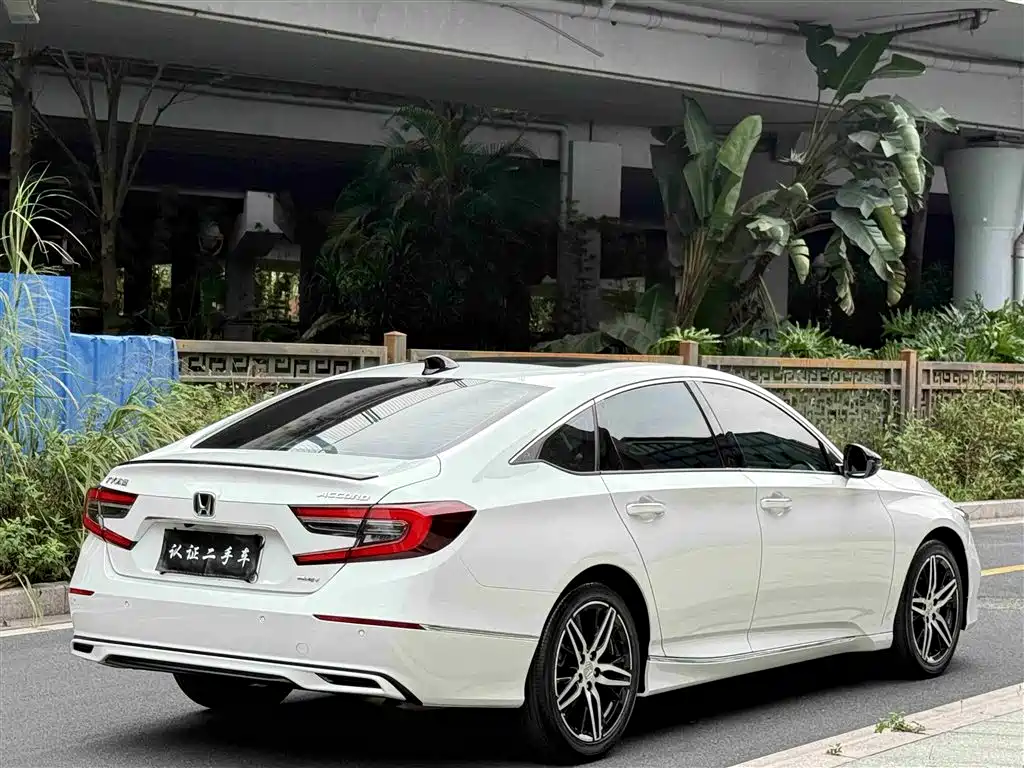 Honda Accord 2023 — фото 4