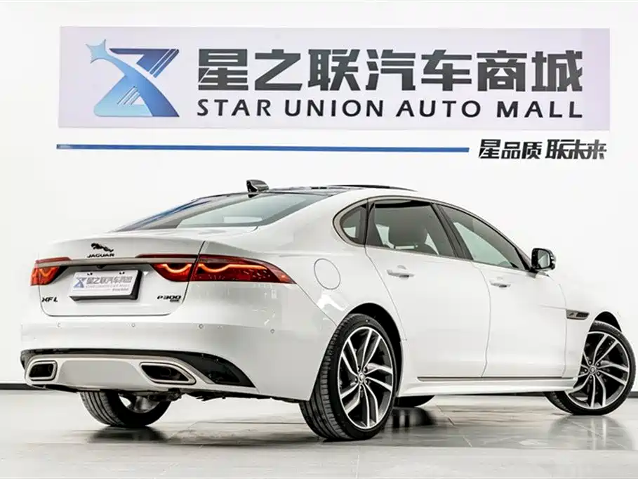 Jaguar XFL 2024 — фото 7