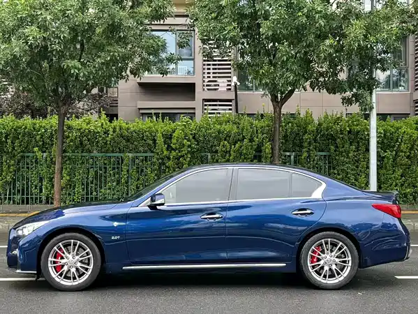 Infiniti Q50L 2017