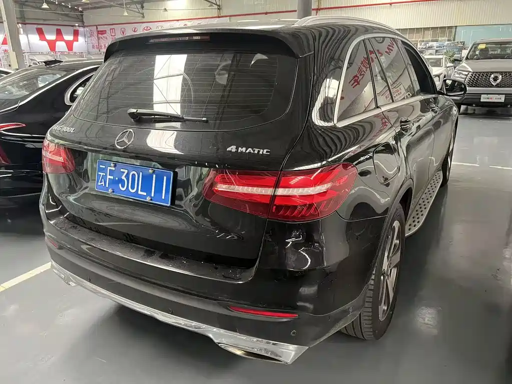 Mercedes-Benz GLC 2016 — фото 20