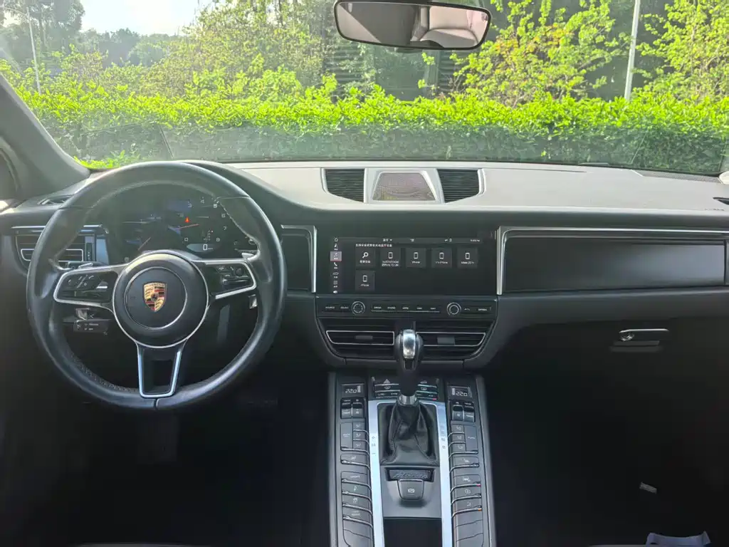 Porsche Macan 2019 — фото 8
