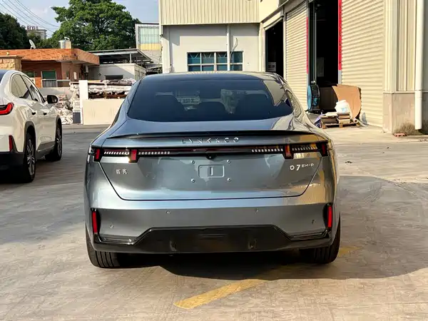 Lynk & Co 07 EM-P 2024