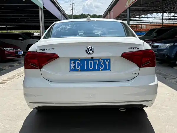 Volkswagen Jetta 2019