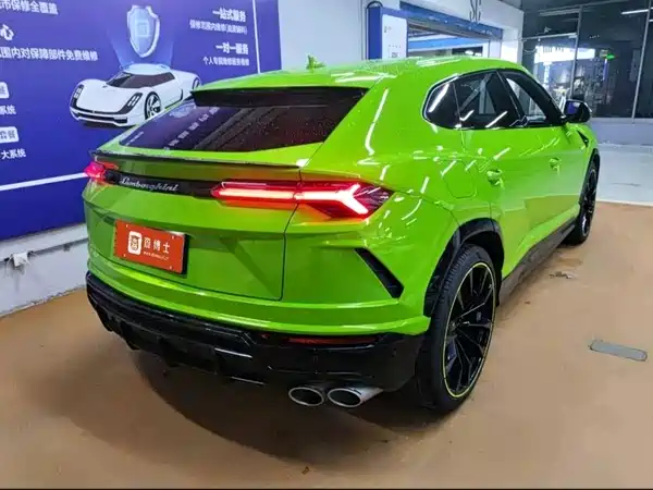 Lamborghini Urus 2023
