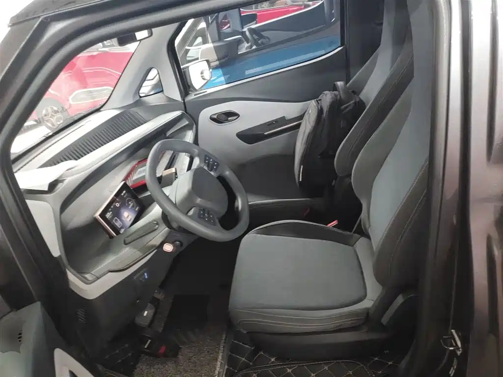Wuling Nano EV 2022 — фото 15