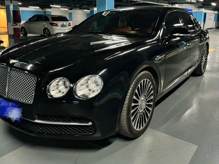 Bentley Flying Spur 2014 — фото 1