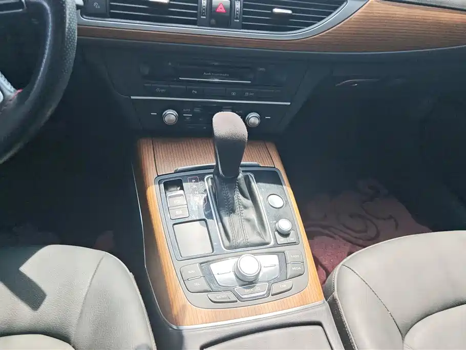 Audi A6L 2018 — фото 16