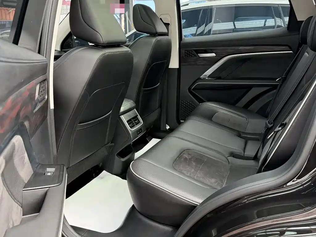 Haval H6 2023 — фото 13