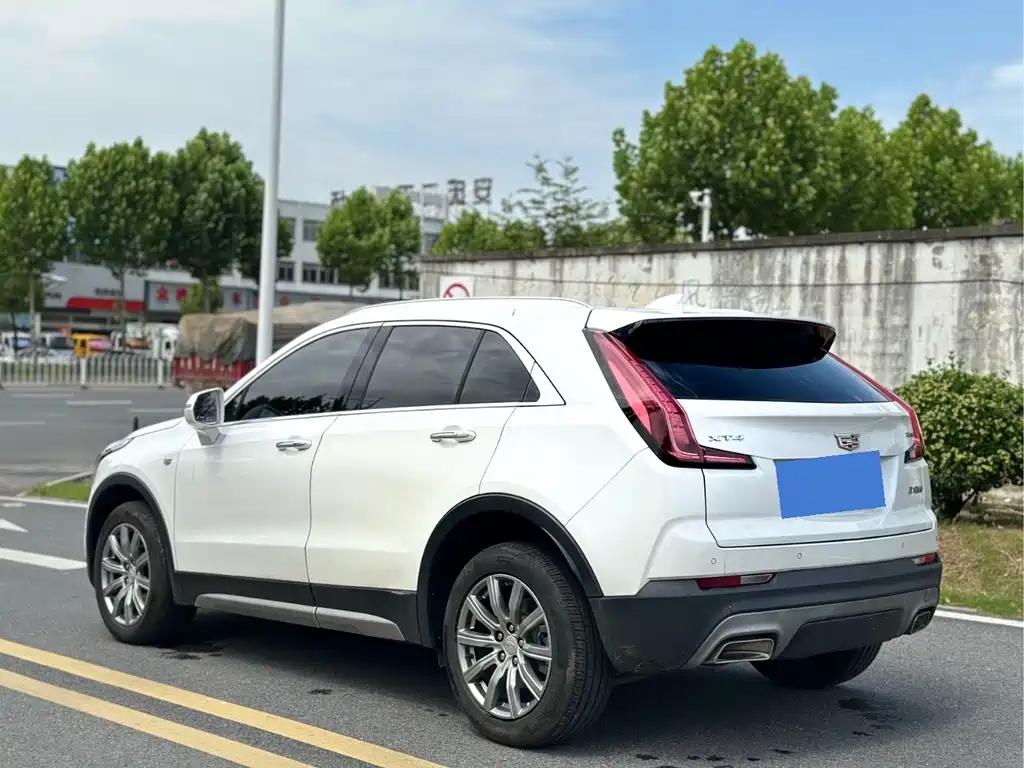 Cadillac XT4 2021 — фото 7