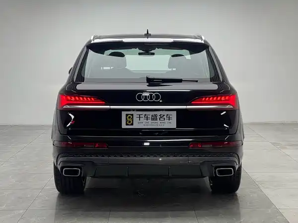 Audi Q7 2025