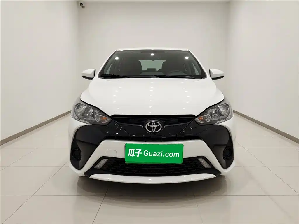 Toyota Yaris L 2019 — фото 3