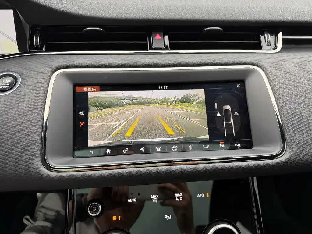 Land Rover Range Rover Evoque 2021 — фото 14