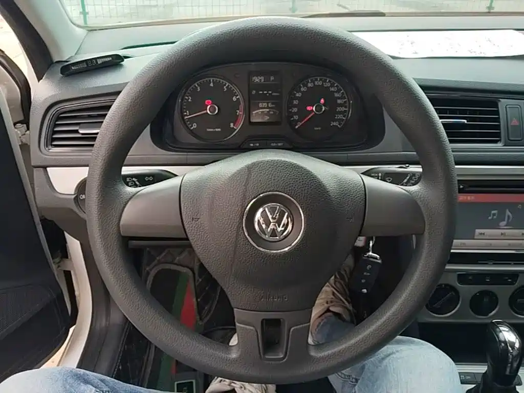 Volkswagen Gran Lavida 2015 — фото 11