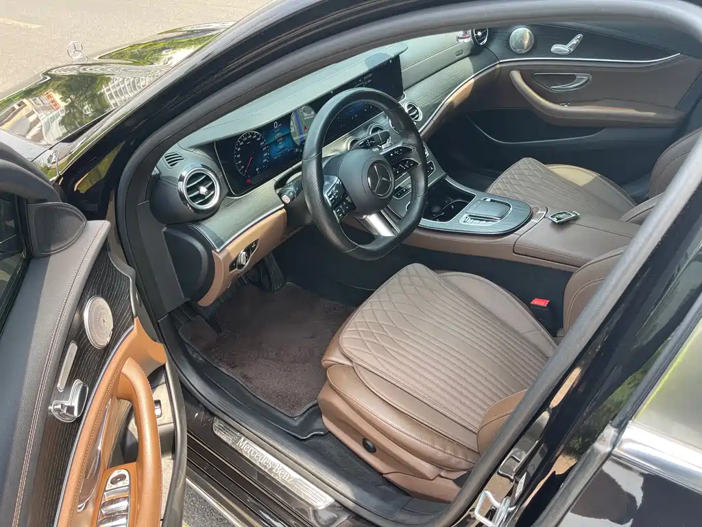 Mercedes-Benz E-Class 2021