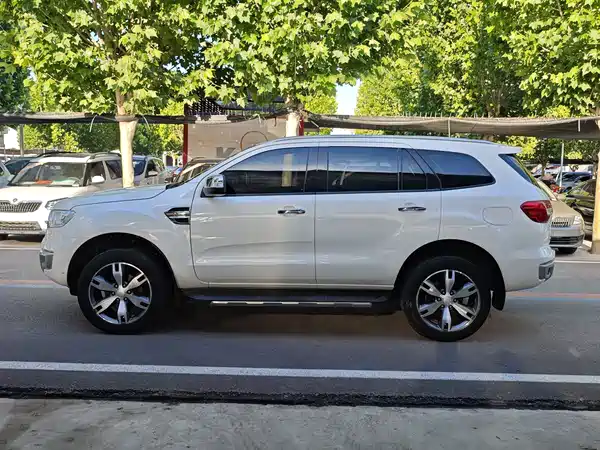 Ford Everest 2016