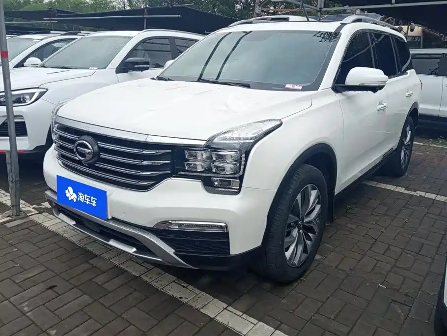 GAC Motor Trumpchi GS8 2017 — фото 1