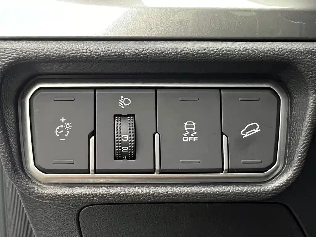 Haval H6 2023 — фото 15