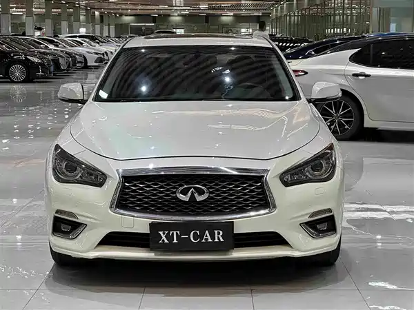 Infiniti Q50L 2020