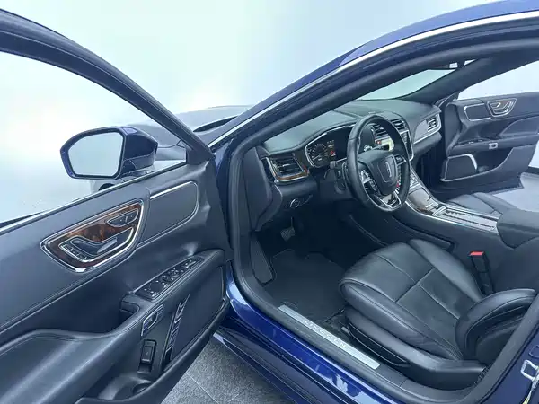 Lincoln Continental 2018