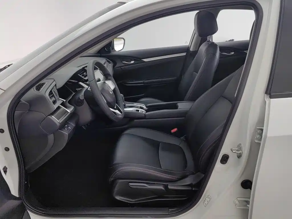 Honda Civic 2021 — фото 10