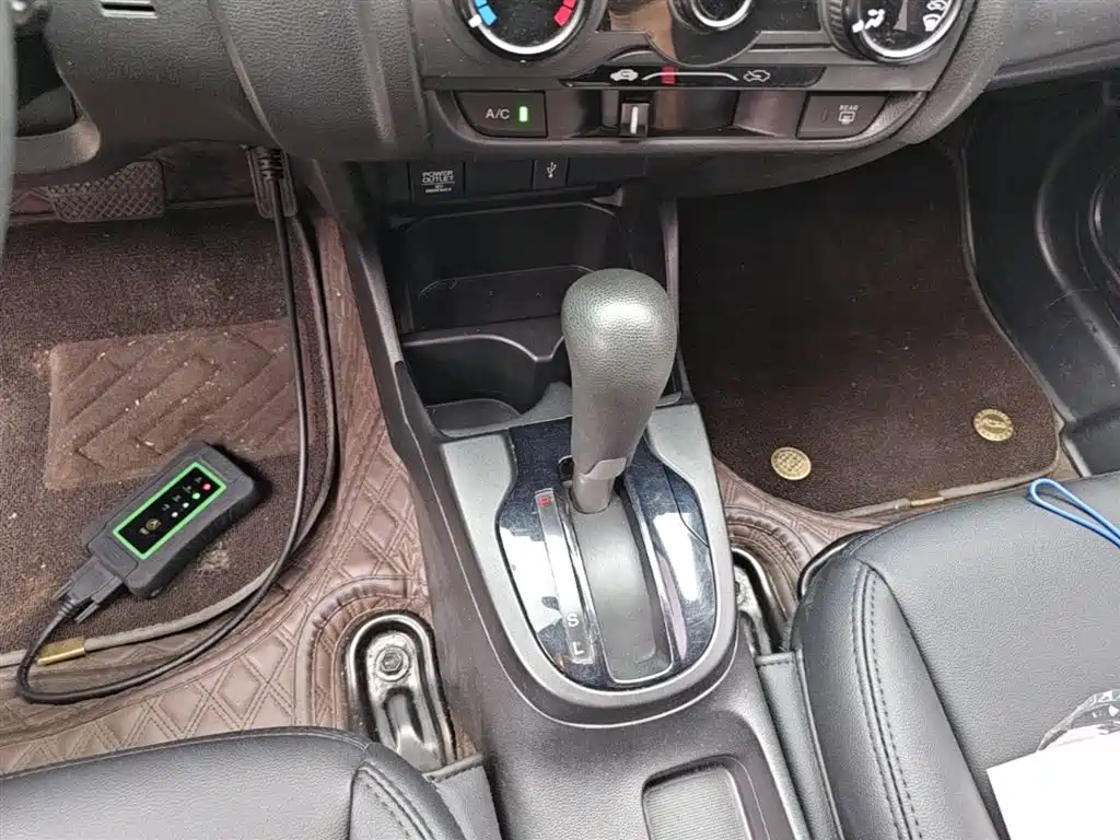 Honda Fit 2016 — фото 14