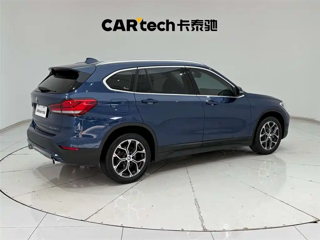 BMW X1 2022 — фото 11