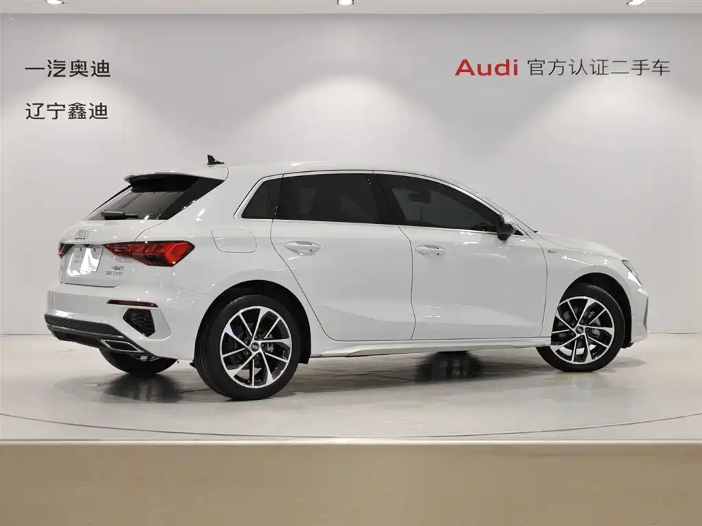 Audi A3 2022 — фото 4