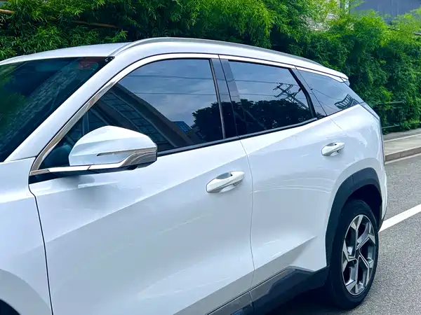 Geely Boyue L 2024