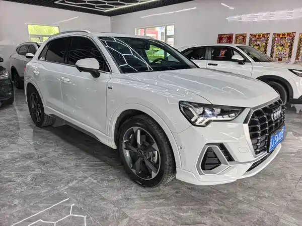 Audi Q3 2023