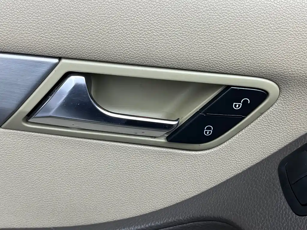 Mercedes-Benz R-Class 2014 — фото 9