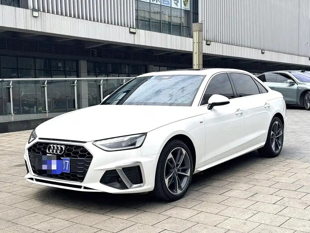 Audi A4L 2020 — фото 1