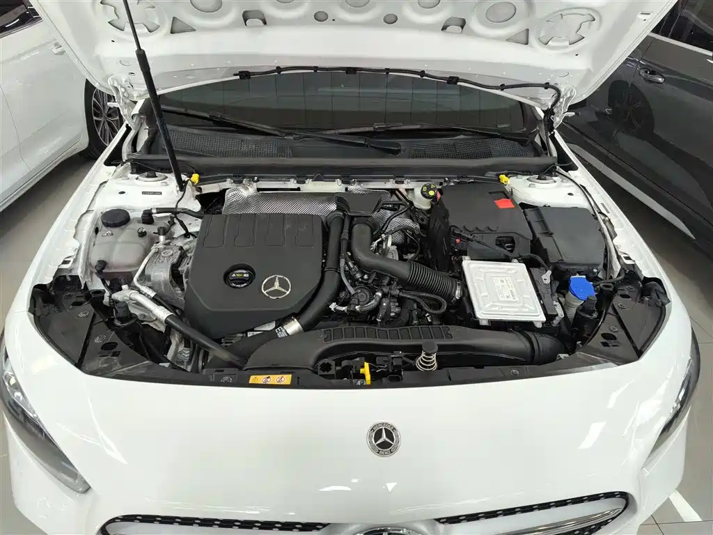 Mercedes-Benz A-Class 2025 — фото 20