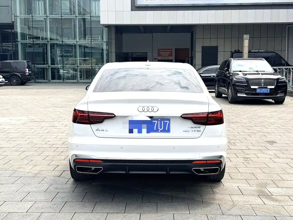 Audi A4L 2020 — фото 18