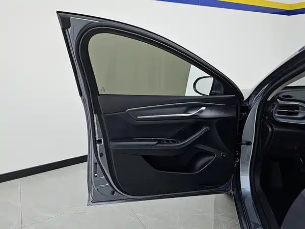 BYD Destroyer 05 2025