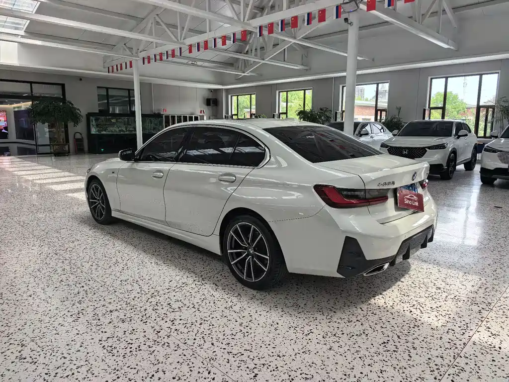 BMW 3 Series 2023