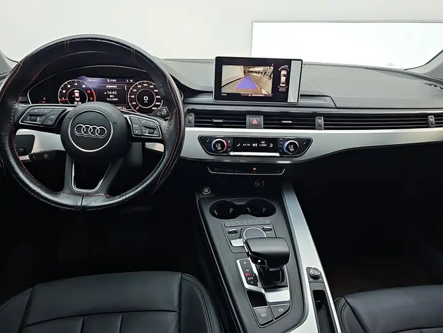 Audi A4L 2018 — фото 12
