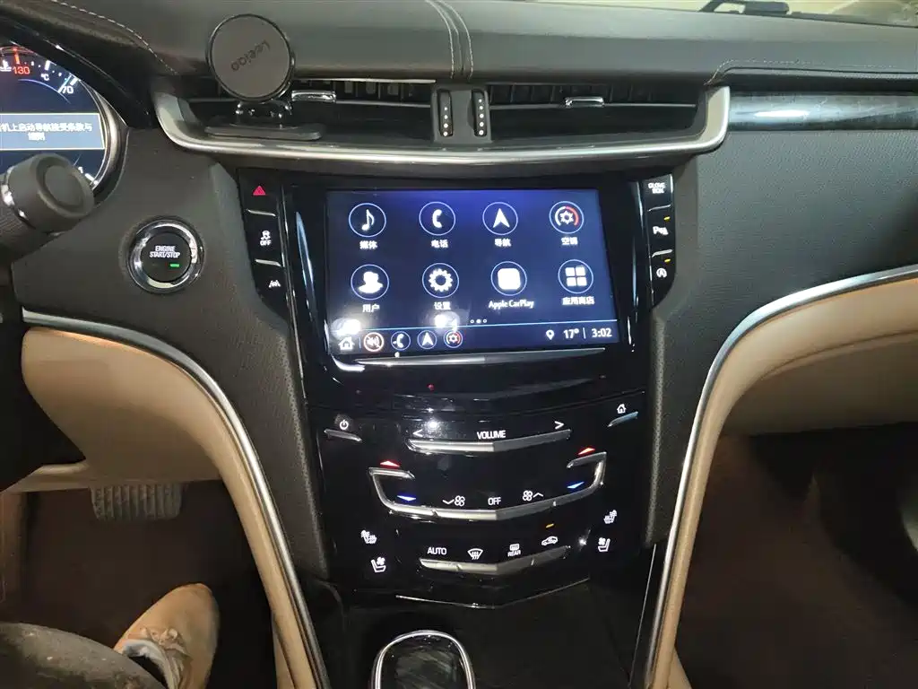 Cadillac XTS 2019 — фото 13