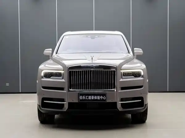 Rolls-Royce Cullinan 2021