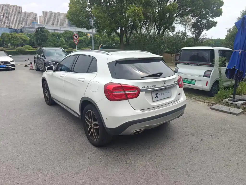 Mercedes-Benz GLA 2016 — фото 14
