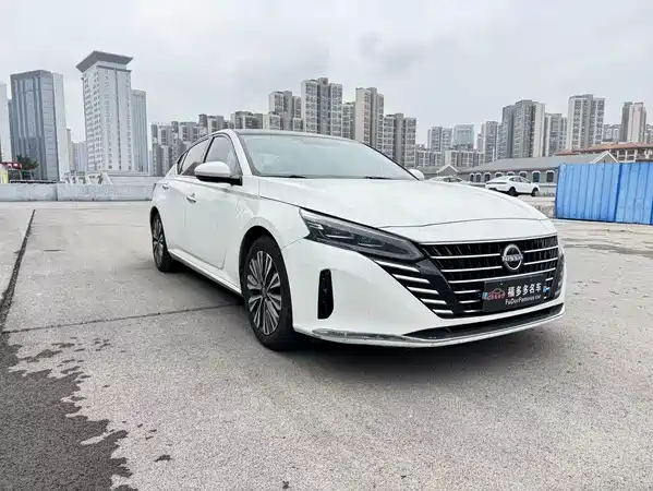 Nissan Teana 2023